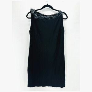 DSQUARED2 Sheath Dress Size M Silk Trim Neck Lined Stretch LBD Gala Yacht Italy‎